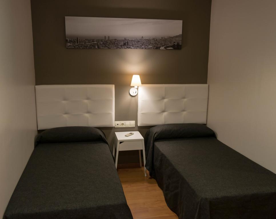 Single Room Private External Bathroom,258555041:JPEG